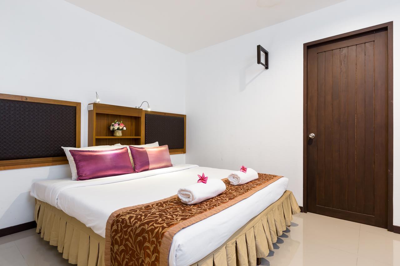 The Lantern Hostel, Chalong ,Phuket Extérieur photo