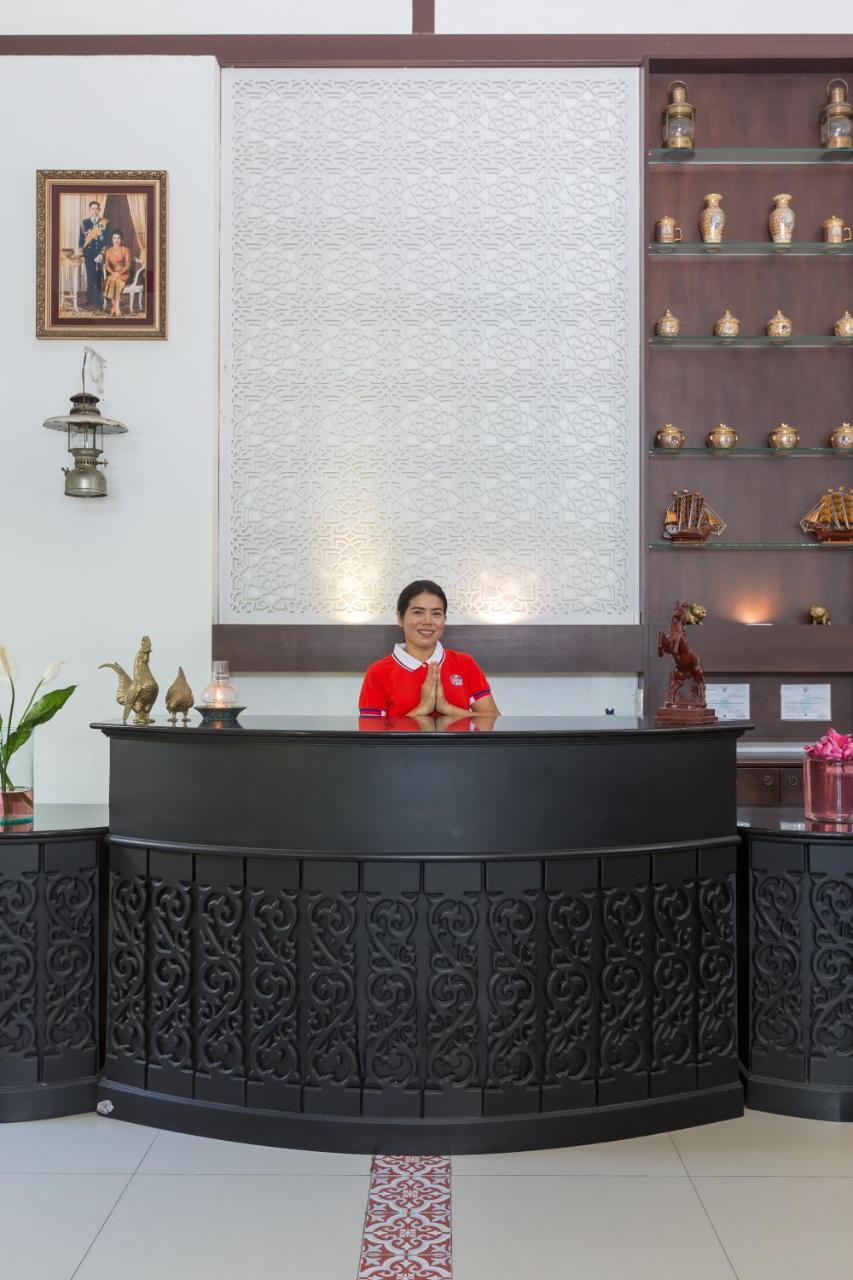 The Lantern Hostel, Chalong ,Phuket Extérieur photo
