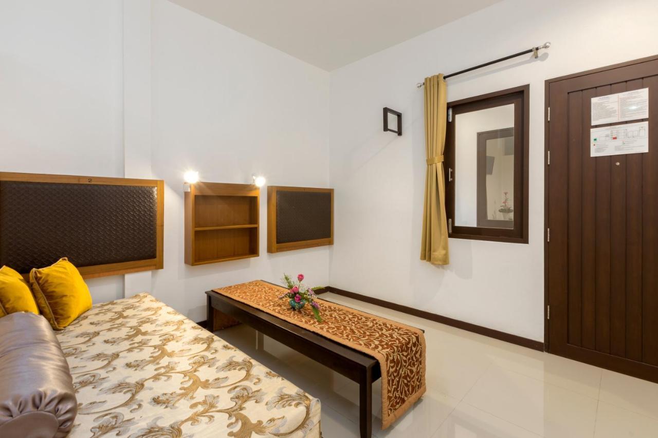 The Lantern Hostel, Chalong ,Phuket Extérieur photo